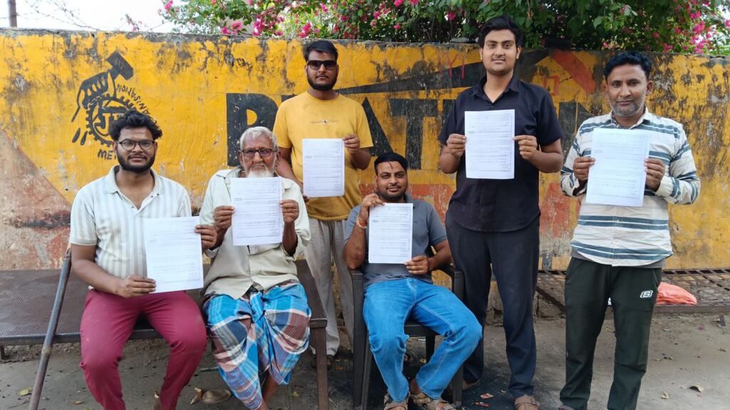 पावटा में बाबा कबीरूद्दीन शाह के उर्स का पोस्टर विमोचन पावटा में बाबा कबीरूद्दीन शाह के उर्स का पोस्टर विमोचन