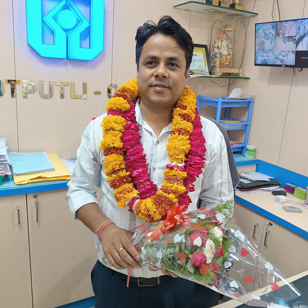 ग्राहक सेवा से दिलों में जगह बनाने वाले रजनीश कुमार का तबादला, निखिल आनंद ने संभाली नई जिम्मेदारी