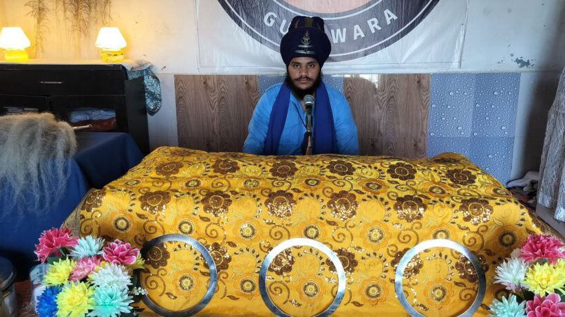 पावटा के गुरुद्वारा श्री गुरु कलगीधर सिंह सभा में सजे दीवान, संगत ने टेका मत्था