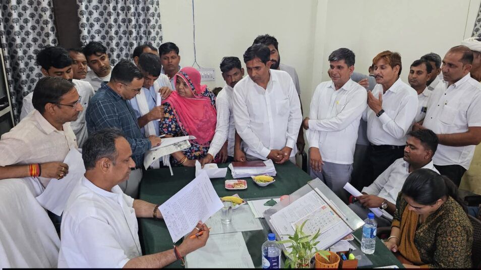 कोटपूतली-बहरोड़ जिले के नारायणपुर में ‘कुर्सी विवाद’: एसडीएम की सीट पर विधायक