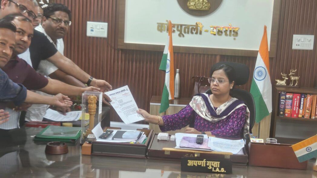 कोटपूतली-बहरोड़ जिले में उठी वंशिका को न्याय दिलाने की मांग, अग्रवाल समाज ने मुख्यमंत्री के नाम सौंपा ज्ञापन