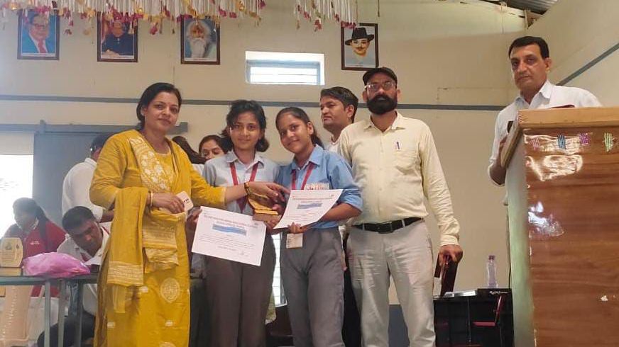 पावटा ब्लॉक के प्रागपुरा विद्यालय में अंतर विद्यालय प्रतियोगिताओं का आयोजन