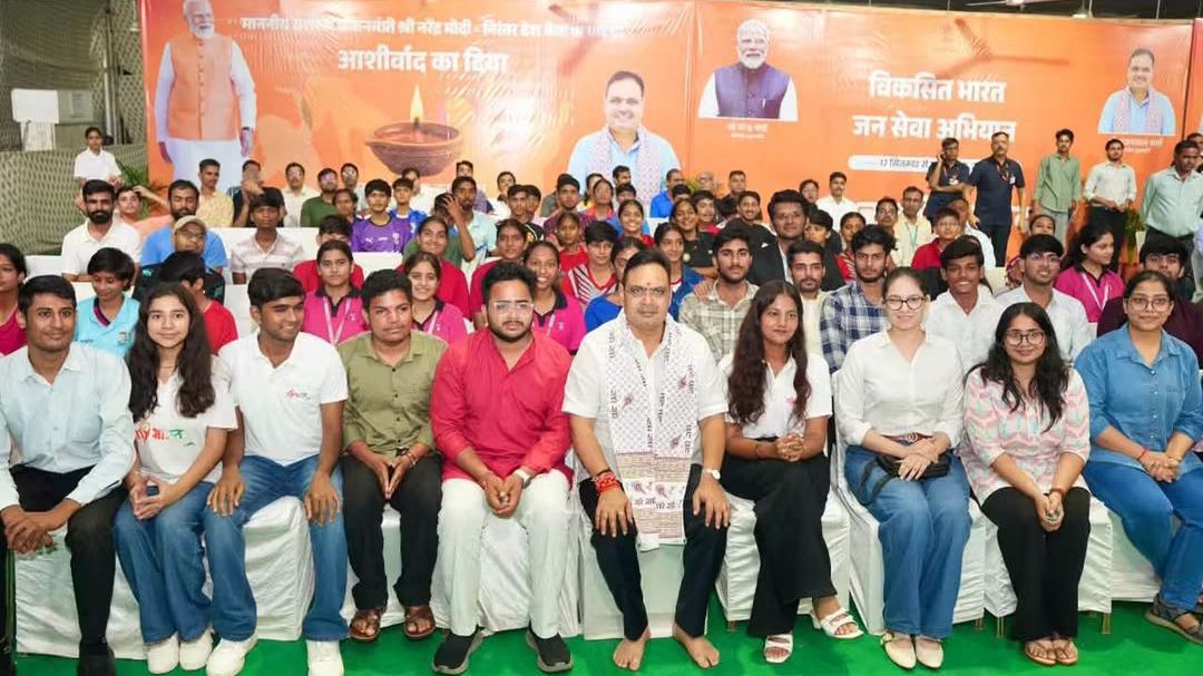 पावटा के अंशुल खंडेलवाल ने मुख्यमंत्री के साथ यूथ बजट संवाद में रखी युवाओं की आवाज पावटा के अंशुल खंडेलवाल ने मुख्यमंत्री के साथ यूथ बजट संवाद में रखी युवाओं की आवाज