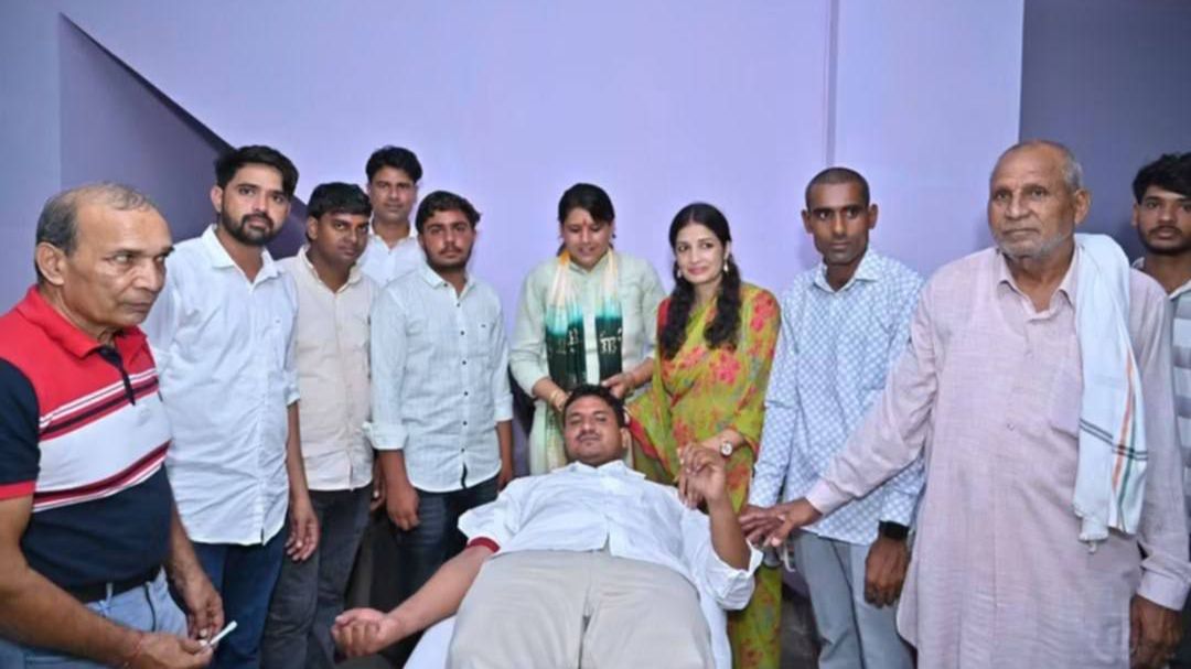 कोटपूतली-बहरोड़ जिले में सचिन पायलट के जन्मदिन पर 101 यूनिट रक्त संग्रहित कोटपूतली-बहरोड़ जिले में सचिन पायलट के जन्मदिन पर 101 यूनिट रक्त संग्रहित
