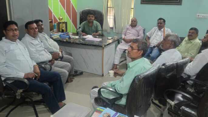 प्रागपुरा पैक्स की 16वीं वार्षिक सभा में किसानों की सुविधाओं पर मंथन प्रागपुरा पैक्स की 16वीं वार्षिक सभा में किसानों की सुविधाओं पर मंथन