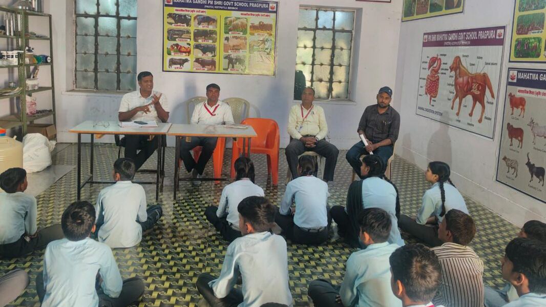 पीएम श्री महात्मा गांधी राजकीय विद्यालय में व्याख्यानमाला आयोजित