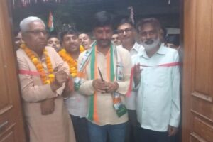 पावटा - प्रागपुरा के वार्ड 43 में कांग्रेस प्रत्याशी ईद मोहम्मद उर्फ रिजवान कुरैशी के चुनावी कार्यालय का उद्घाटन