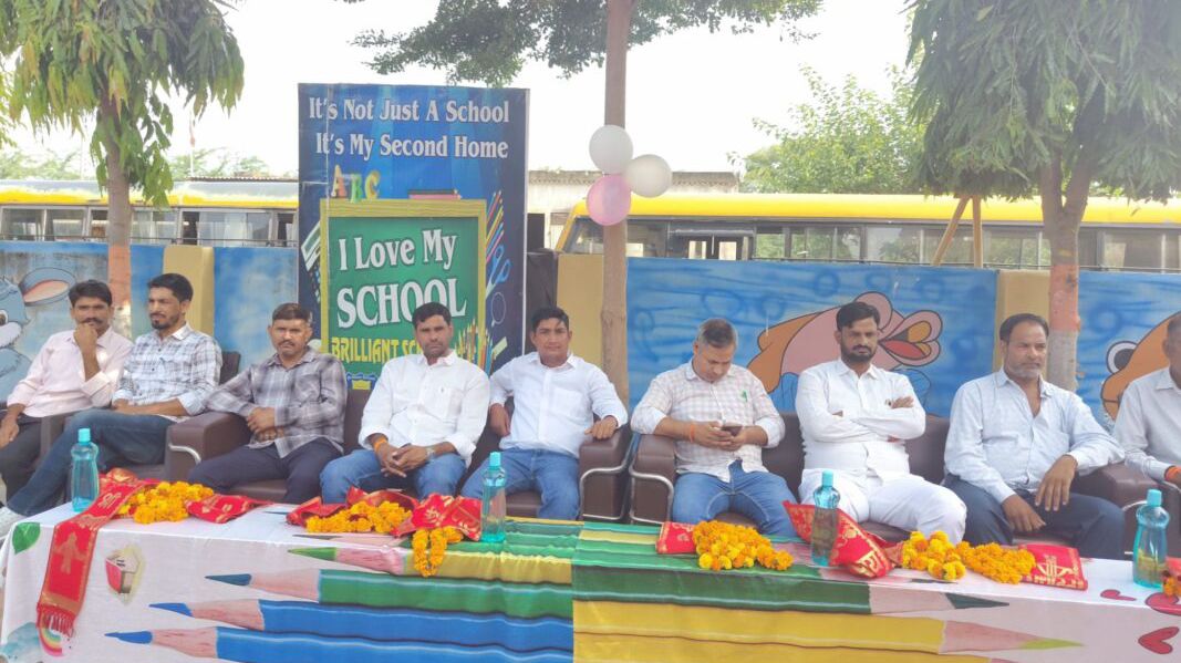 पावटा उपखंड के ब्रिलियंट इंटरनेशनल स्कूल में विधि-विधान से हुआ गणेश पूजन पावटा उपखंड के ब्रिलियंट इंटरनेशनल स्कूल में विधि-विधान से हुआ गणेश पूजन