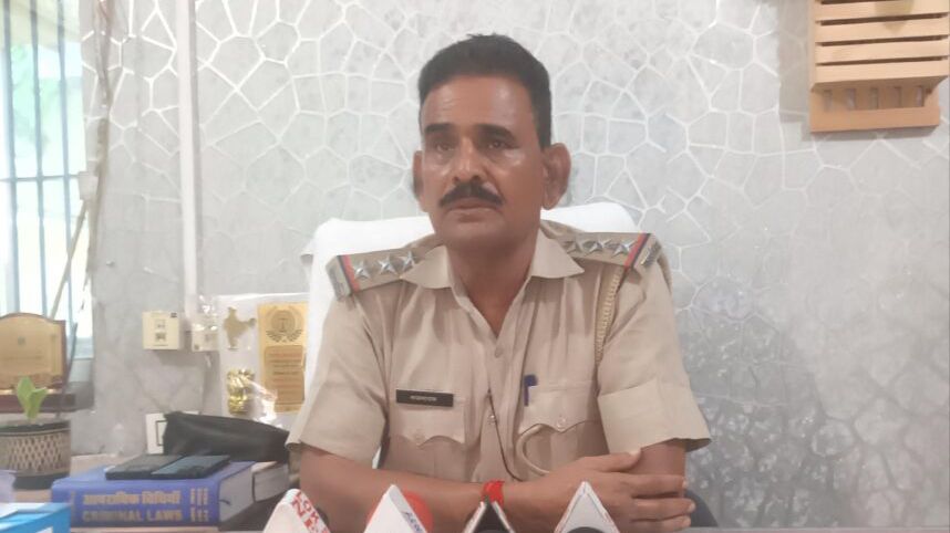 पावटा क्षेत्र के भाजपा प्रत्याशी बुद्धराम 48 घंटे की तलाश के बाद दिल्ली में सकुशल मिले पावटा क्षेत्र के भाजपा प्रत्याशी बुद्धराम 48 घंटे की तलाश के बाद दिल्ली में सकुशल मिले