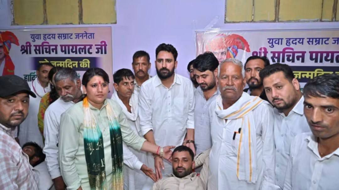 कोटपूतली-बहरोड़ जिले में सचिन पायलट के जन्मदिन पर 101 यूनिट रक्त संग्रहित कोटपूतली-बहरोड़ जिले में सचिन पायलट के जन्मदिन पर 101 यूनिट रक्त संग्रहित