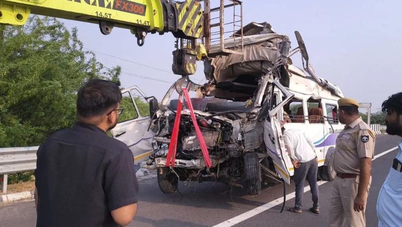 kota mein delhi-mumbai express-ve par bheeshan hadasa, 8 logon ki maut