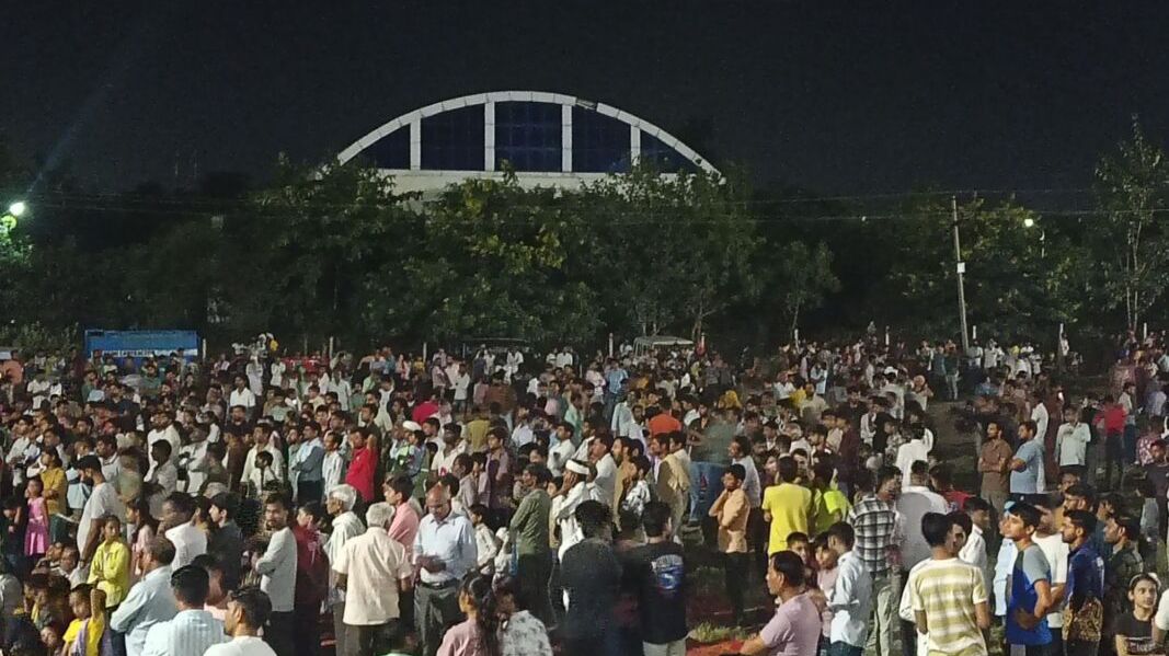 61 व 51 फीट रावण का पुतला धू धू कर जला, गूंजे जय श्रीराम के जयघोष