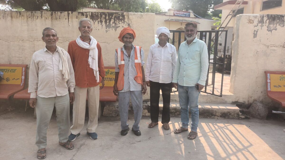सेवा और समर्पण की मिसाल बने राजू वाल्मिकी का सम्मान सेवा और समर्पण की मिसाल बने राजू वाल्मिकी का सम्मान