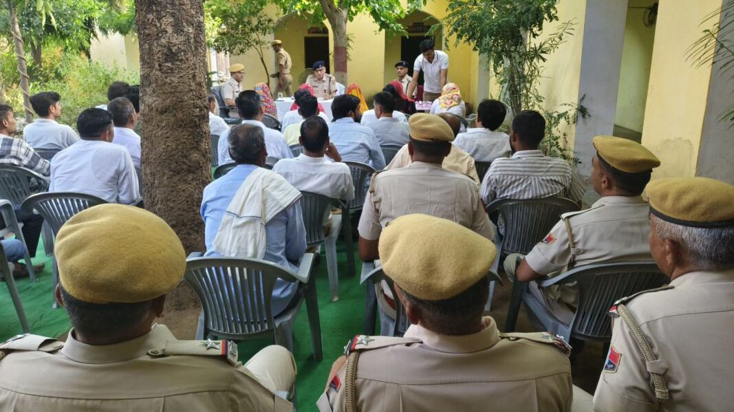 विराटनगर थाने में जनसुनवाई व सीएलजी बैठक, युवाओं को नशे से दूर रखने पर जोर