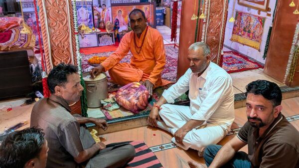 निर्दलीय प्रत्याशी रामनिवास यादव का गांव-ढाणियों में निरंतर जनसंपर्क जारी निर्दलीय प्रत्याशी रामनिवास यादव का गांव-ढाणियों में निरंतर जनसंपर्क जारी