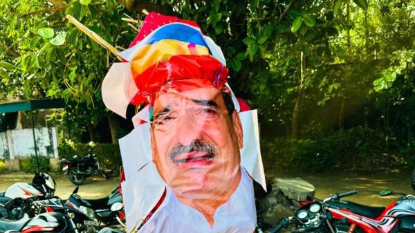 कांग्रेस का विरोध प्रदर्शन, राठौड़ के खिलाफ कार्रवाई की उठी मांग