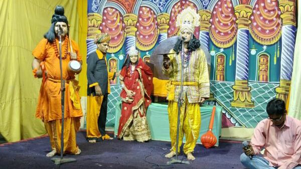 प्रागपुरा कस्बे के रामलीला मैदान में रामलीला का मंचन जारी