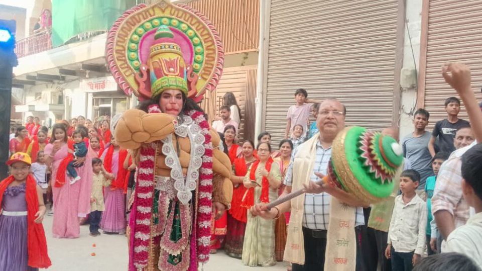 महाराजा अग्रसेन के जयकारों से गूंजा कोटपूतली, निकली भव्य शोभायात्रा