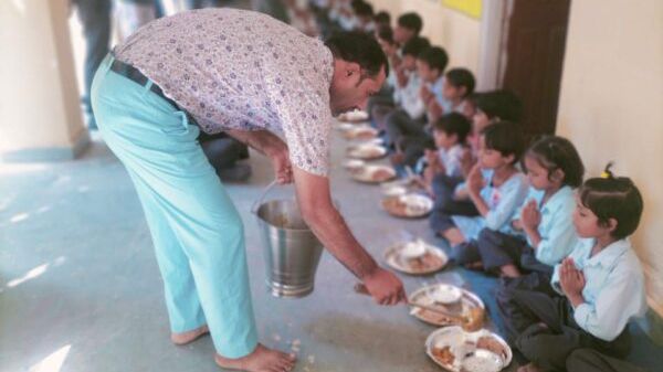 पीएम श्री विद्यालय में मना श्री कृष्ण भोग सप्ताह, बच्चों ने लिया पौष्टिक व्यंजनों का स्वाद पीएम श्री विद्यालय में मना श्री कृष्ण भोग सप्ताह, बच्चों ने लिया पौष्टिक व्यंजनों का स्वाद