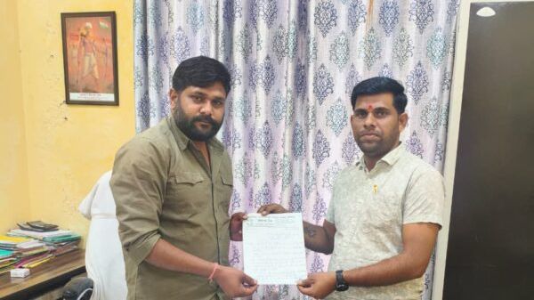 बड़नगर में स्ट्रीट लाइट, सफाई और नालियों की व्यवस्था सुधारने की मांग