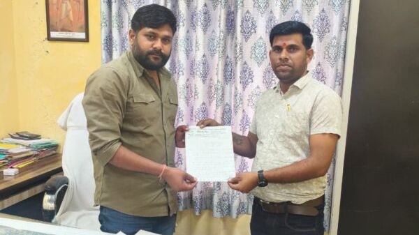 बड़नगर में स्ट्रीट लाइट, सफाई और नालियों की व्यवस्था सुधारने की मांग