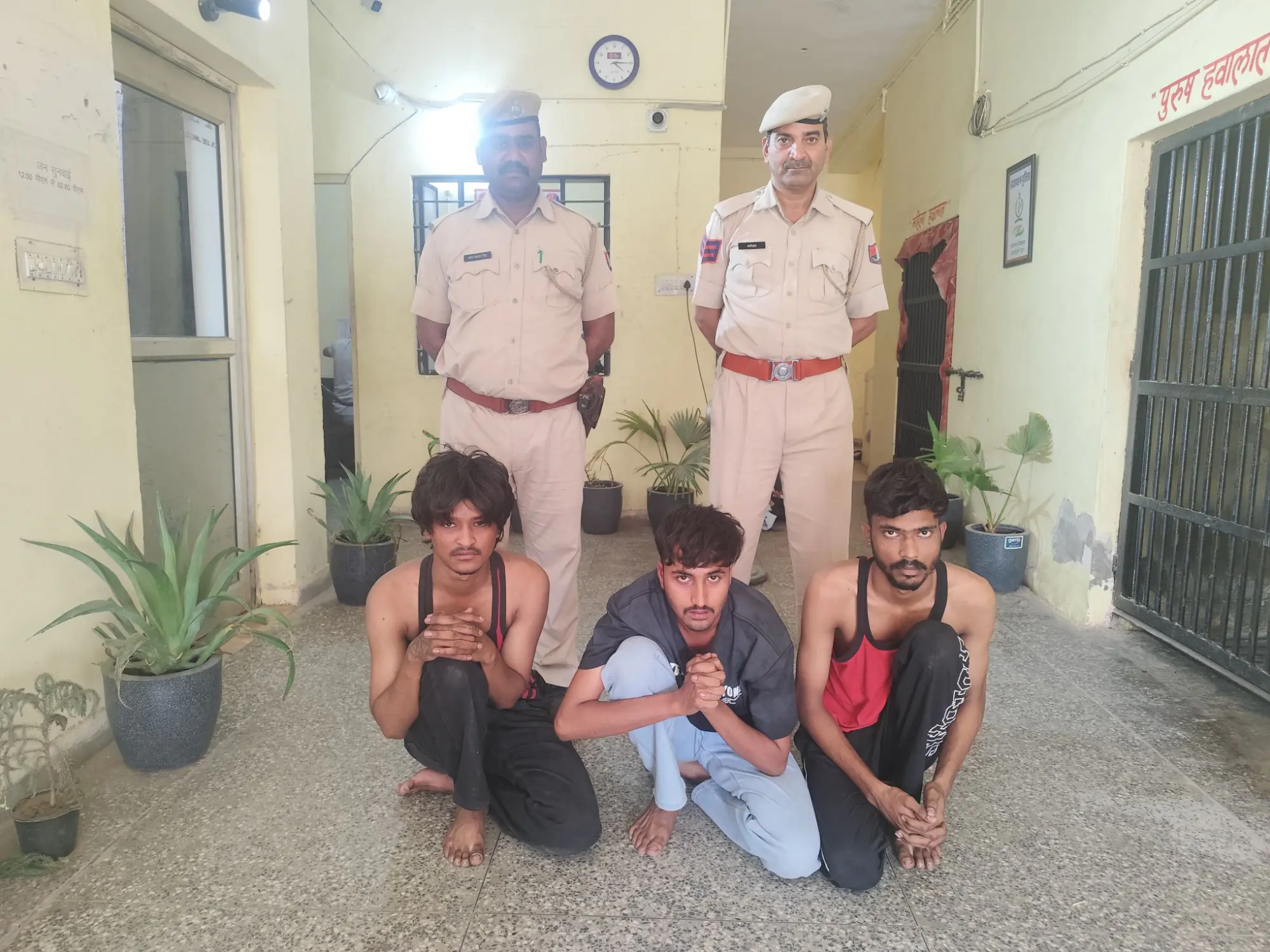 नीमराना में कार सवार बदमाशों का खुलासा 1 img 20250514 wa01356838857641048220713